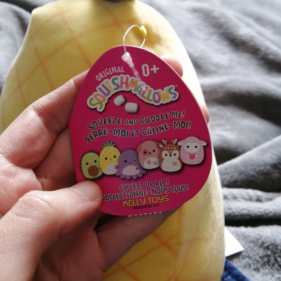 NWT 8" Valentines Pineapple Squishmallow plush - Picture 3 of 5